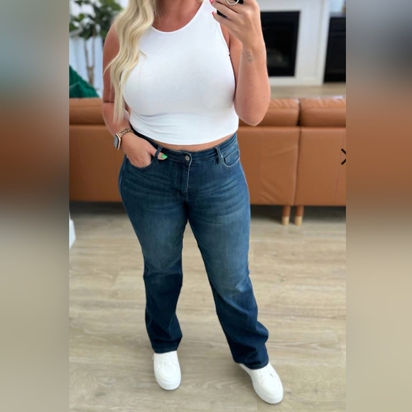 Judy Blue MR Tummy Control Classic Dark Wash Straight Fit Jeans Various NEW - Picture 4 of 16